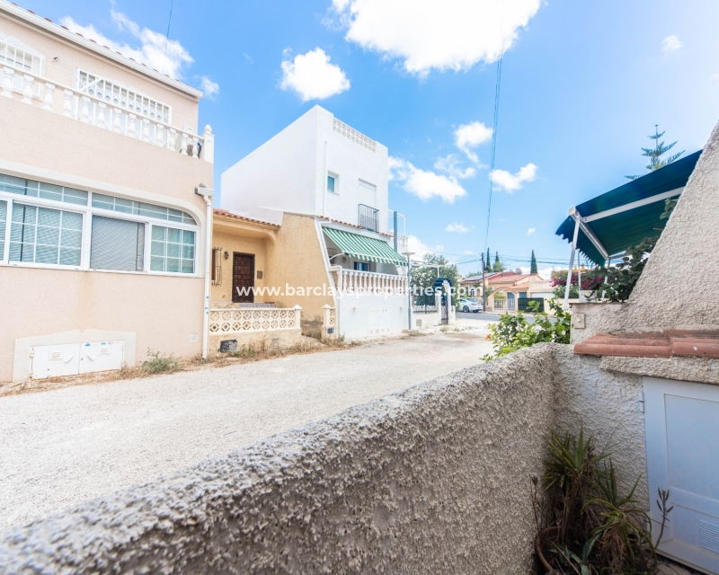 Resale - Reihenhaus - Urb. La Marina