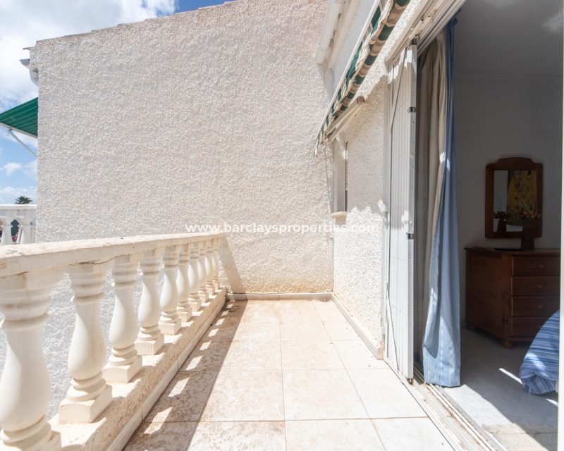 Resale - Reihenhaus - Urb. La Marina