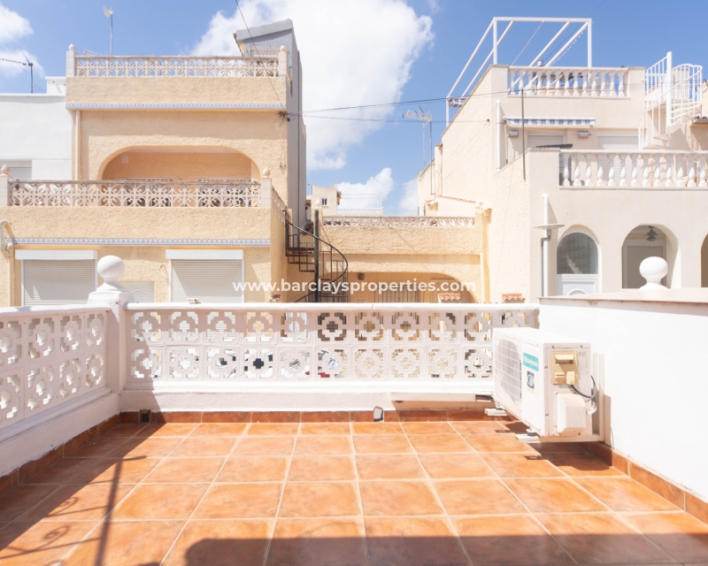 Resale - Reihenhaus - Urb. La Marina