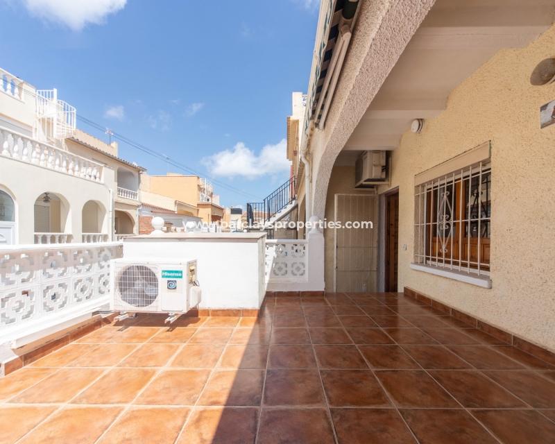 Resale - Reihenhaus - Urb. La Marina