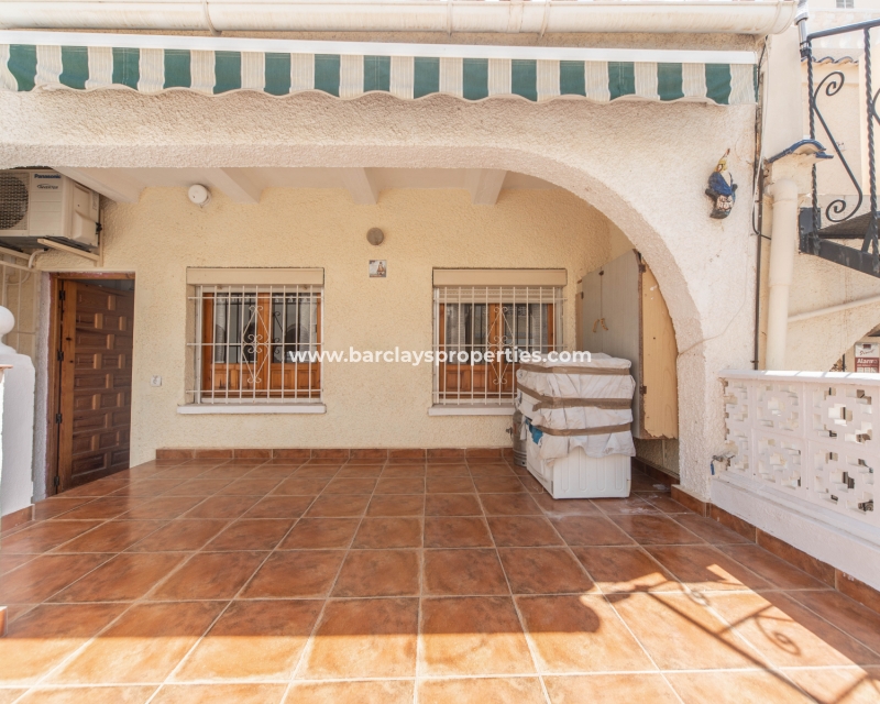 Resale - Reihenhaus - Urb. La Marina