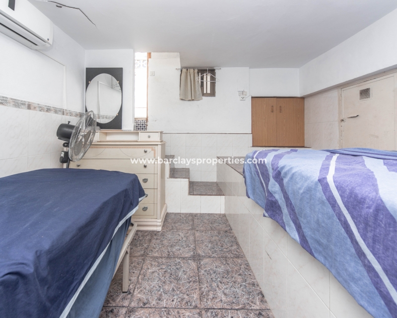 Resale - Reihenhaus - Urb. La Marina