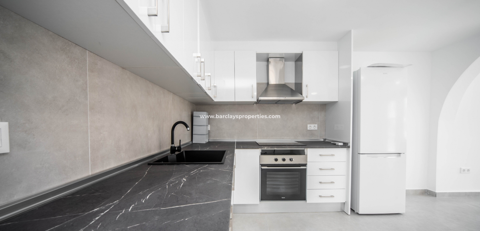 Resale - Reihenhaus - Urb. La Marina