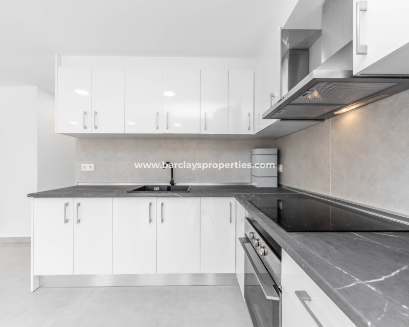 Resale - Reihenhaus - Urb. La Marina