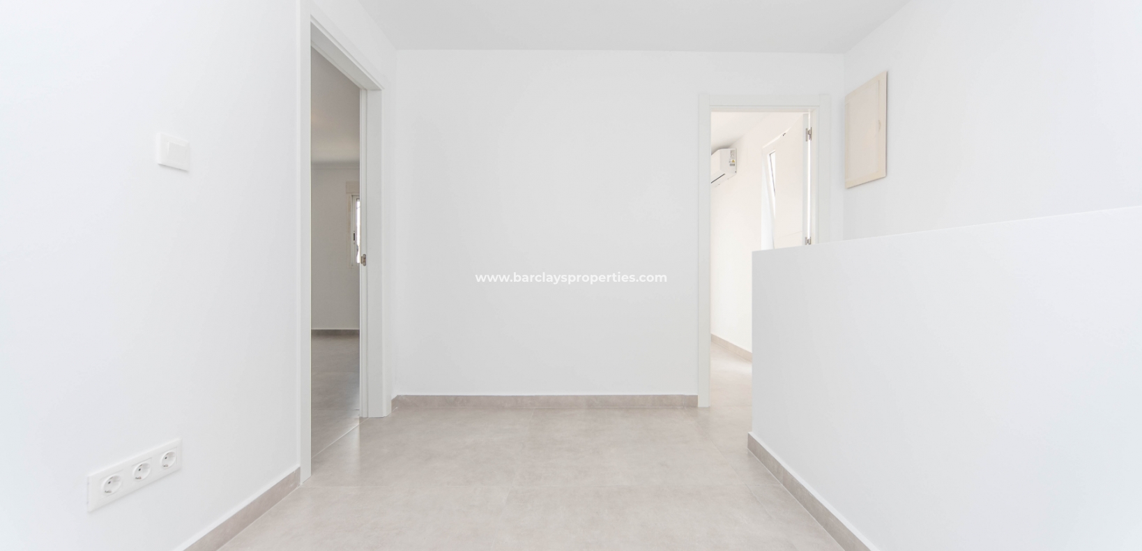 Resale - Reihenhaus - Urb. La Marina