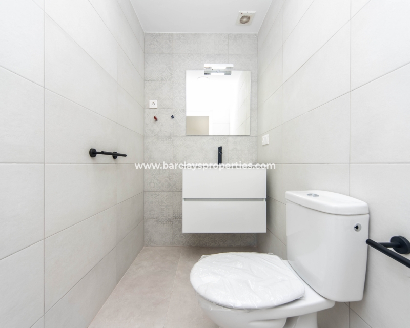 Resale - Reihenhaus - Urb. La Marina