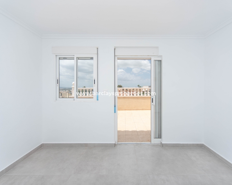 Resale - Reihenhaus - Urb. La Marina