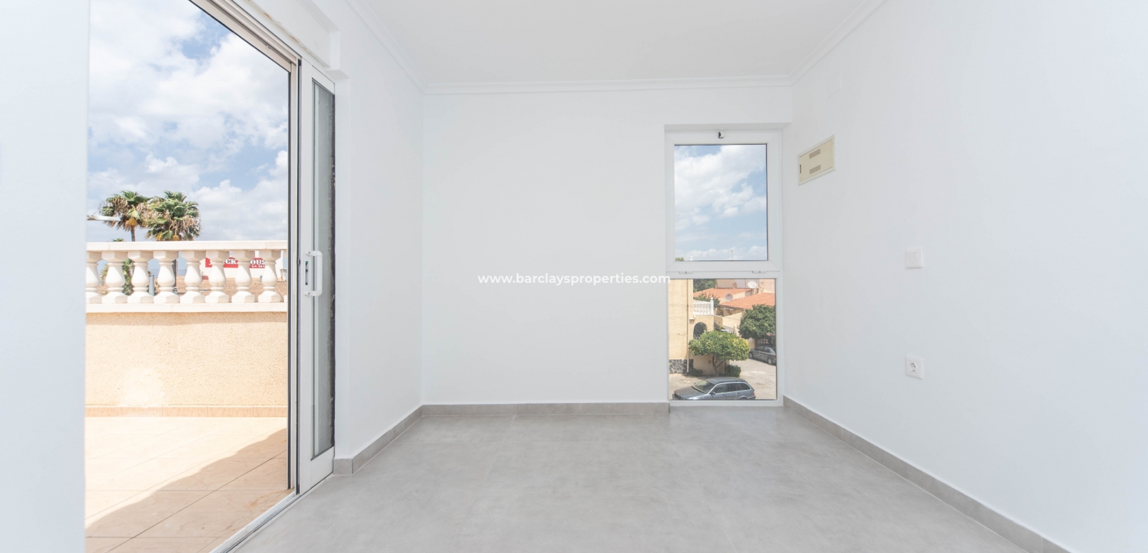 Resale - Reihenhaus - Urb. La Marina