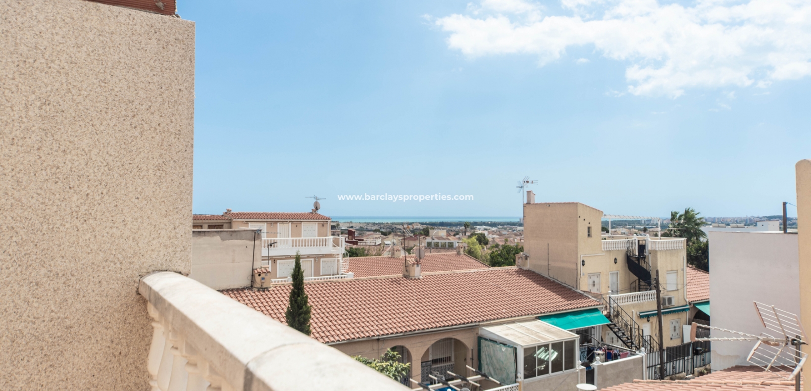 Resale - Reihenhaus - Urb. La Marina