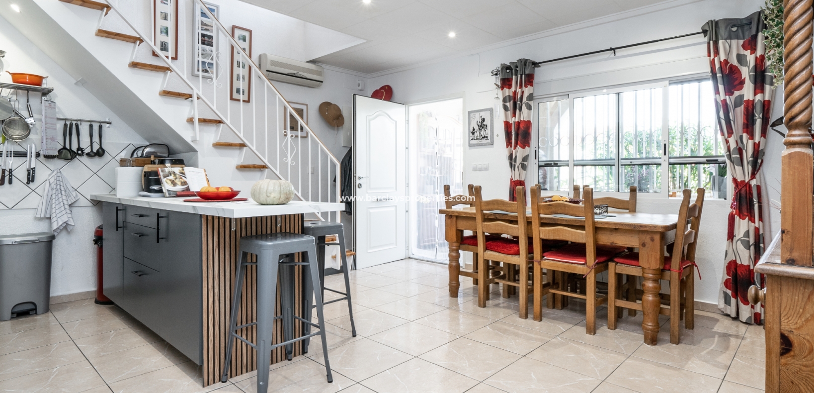 Resale - Reihenhaus - Urb. La Marina