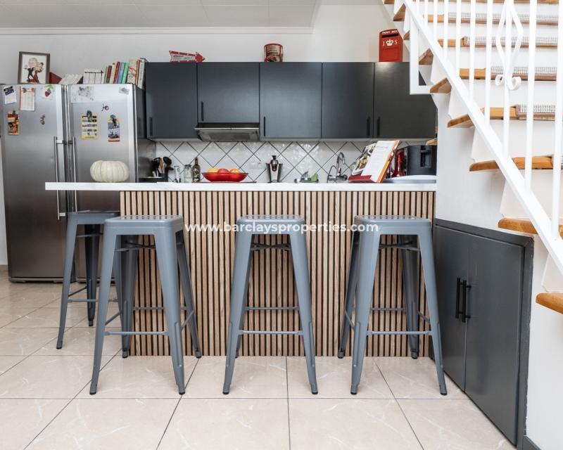 Resale - Reihenhaus - Urb. La Marina