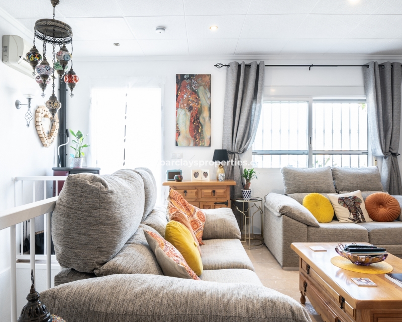 Resale - Reihenhaus - Urb. La Marina