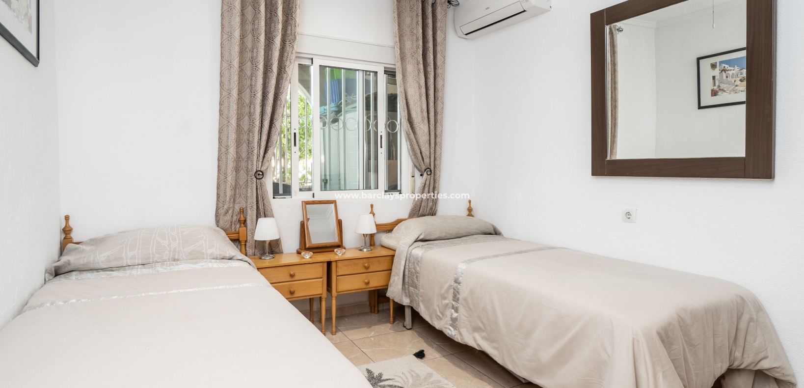 Resale - Reihenhaus - Urb. La Marina