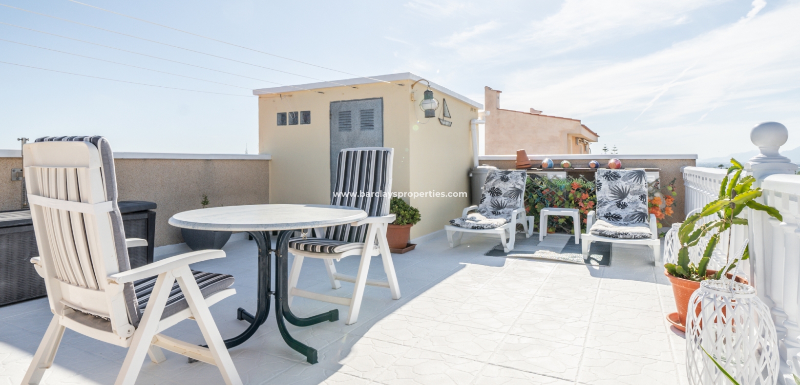 Resale - Reihenhaus - Urb. La Marina