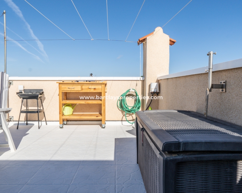 Resale - Reihenhaus - Urb. La Marina