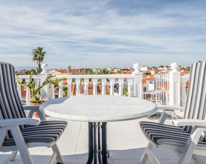 Resale - Reihenhaus - Urb. La Marina