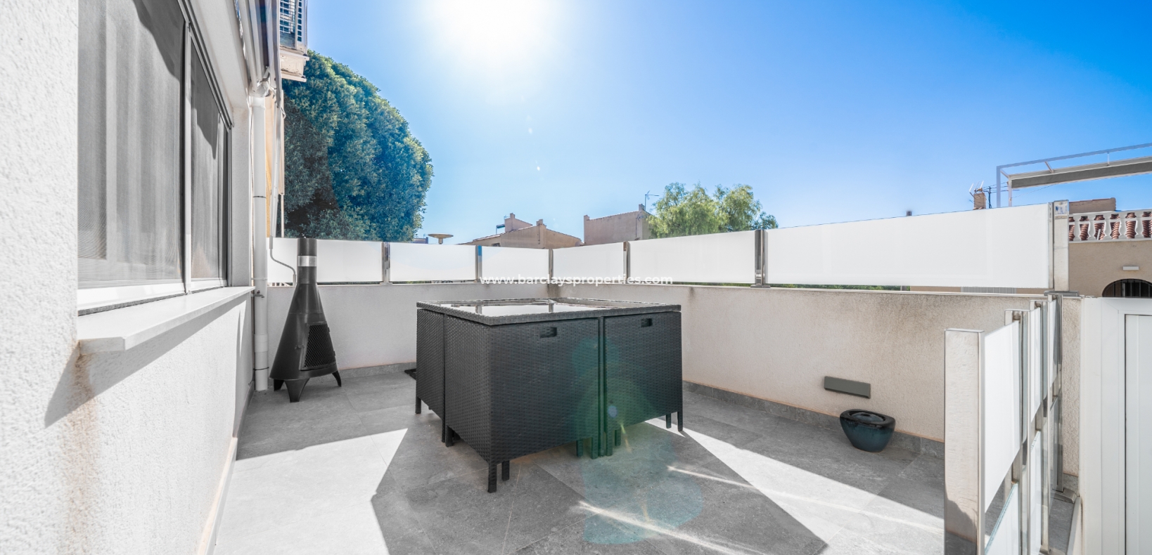 Resale - Reihenhaus - Urb. La Marina