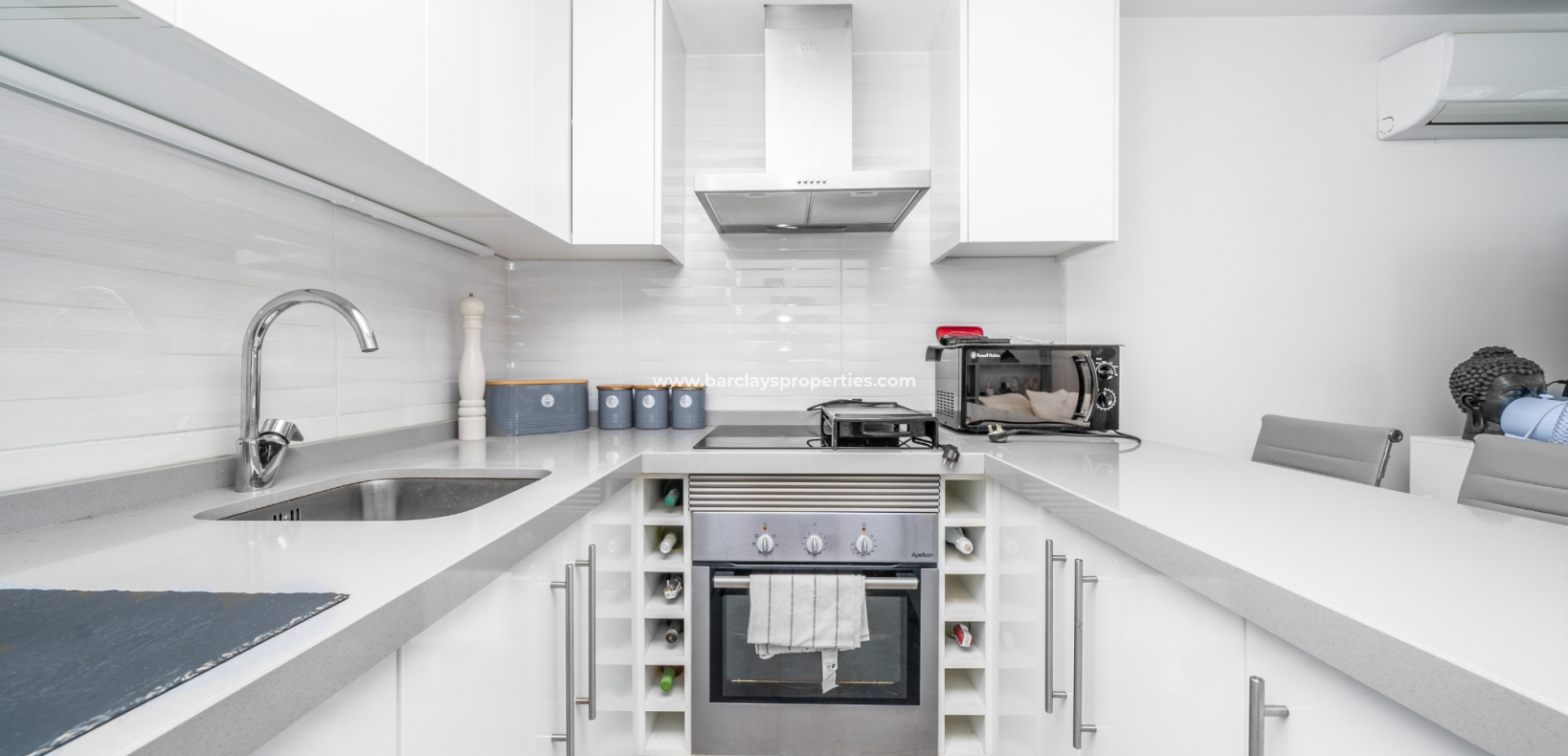 Resale - Reihenhaus - Urb. La Marina