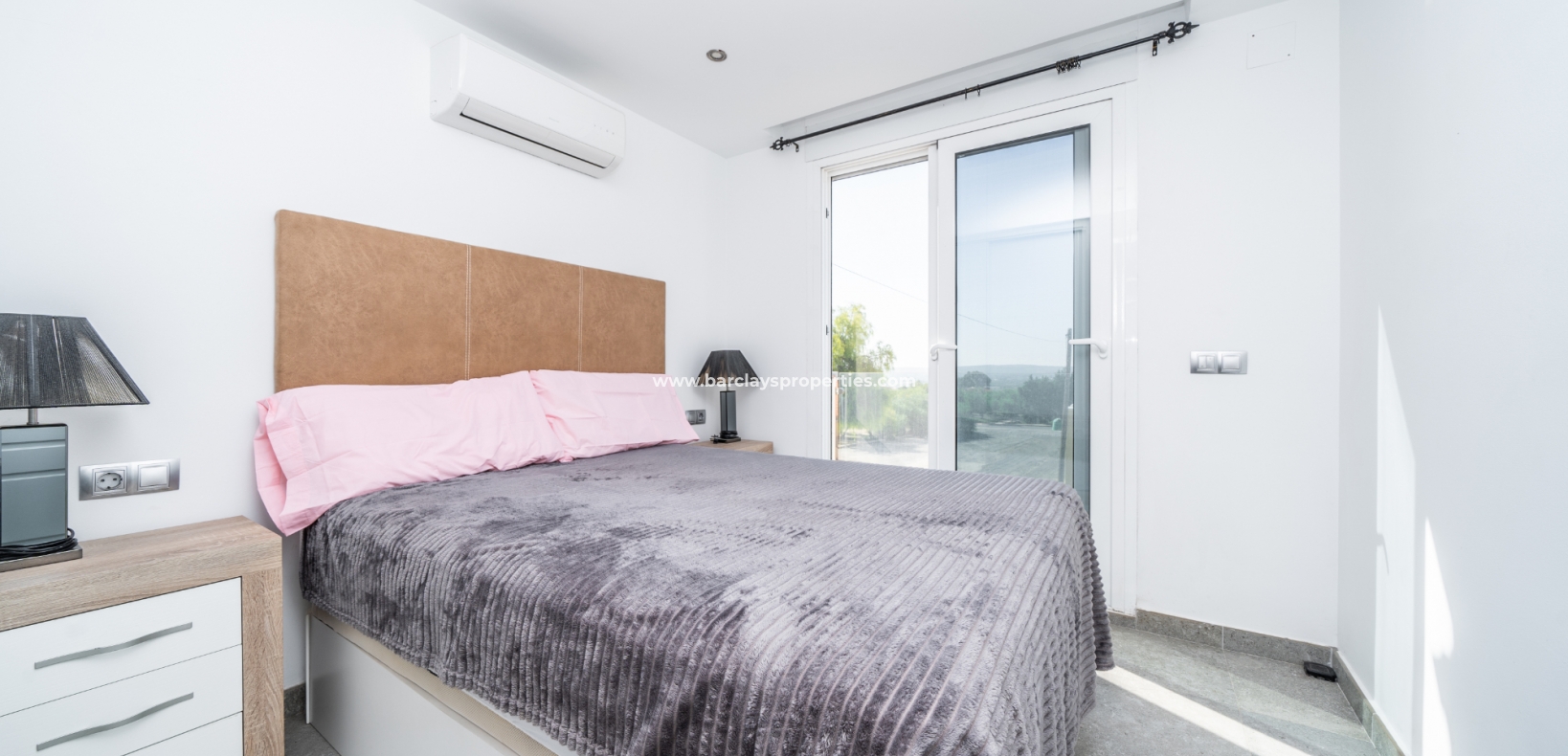 Resale - Reihenhaus - Urb. La Marina