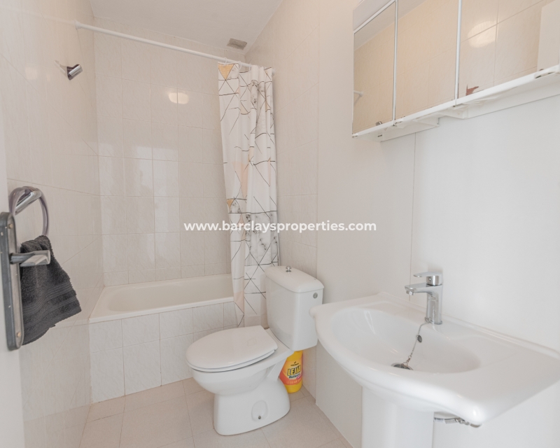 Resale - Reihenhaus - Urb. La Marina