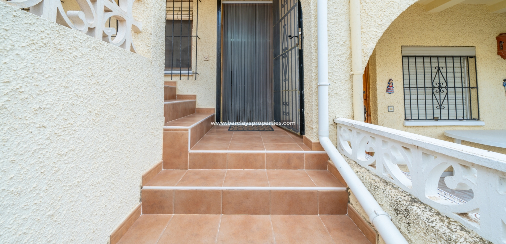 Resale - Reihenhaus - Urb. La Marina