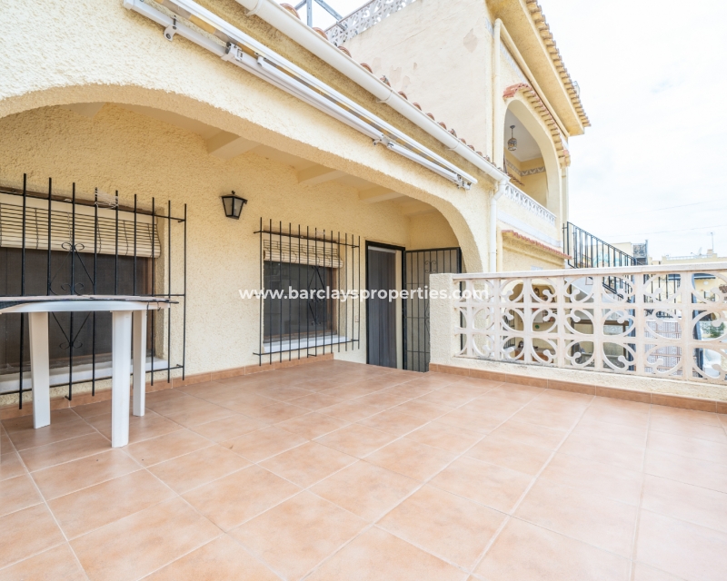 Resale - Reihenhaus - Urb. La Marina