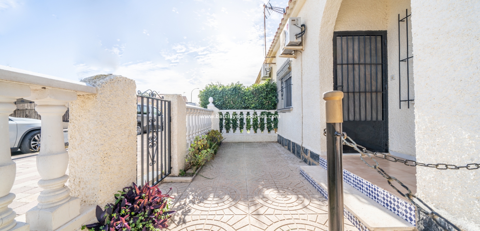 Resale - Reihenhaus - Urb. La Marina