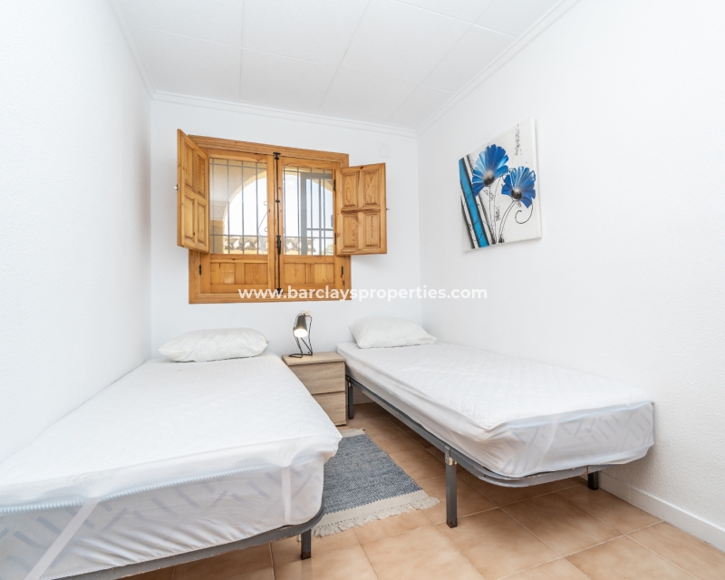 Resale - Reihenhaus - Urb. La Marina