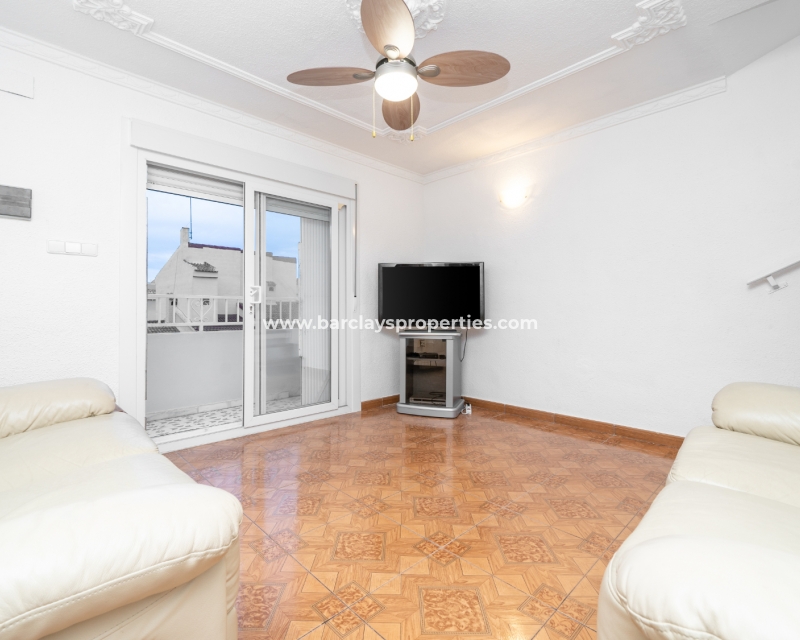 Resale - Reihenhaus - Urb. La Marina