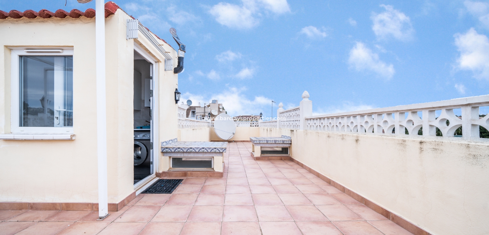 Resale - Reihenhaus - Urb. La Marina