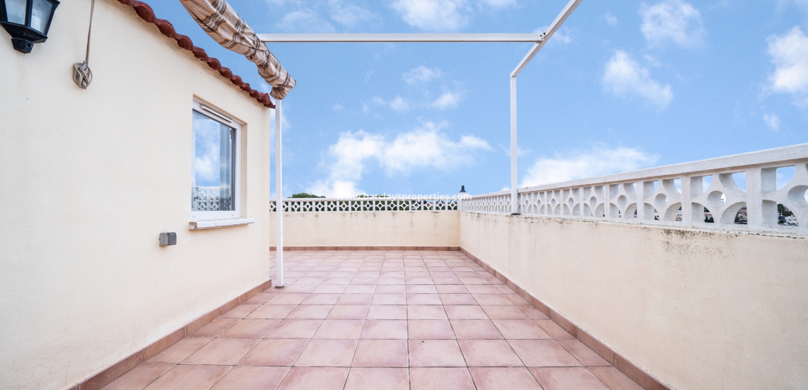 Resale - Reihenhaus - Urb. La Marina