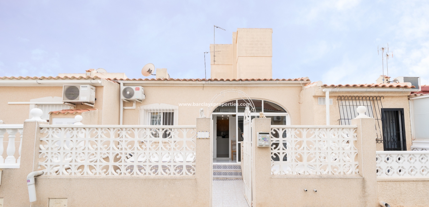 Resale - Reihenhaus - Urb. La Marina