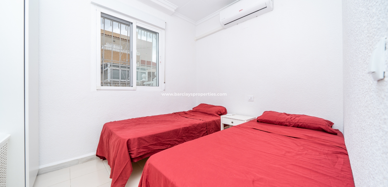 Resale - Reihenhaus - Urb. La Marina