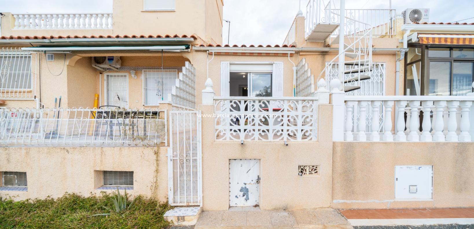 Resale - Reihenhaus - Urb. La Marina