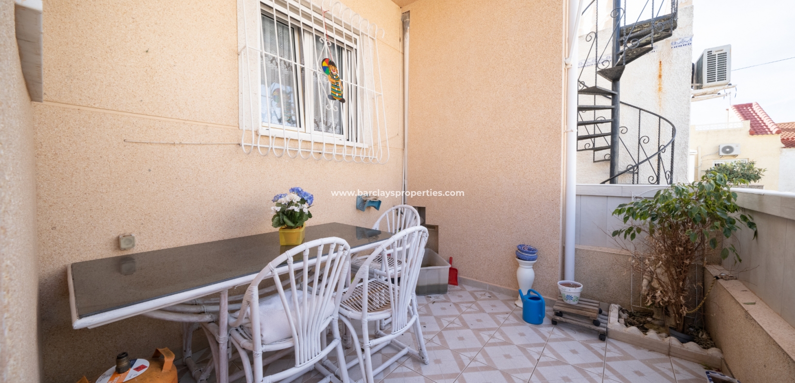 Resale - Reihenhaus - Urb. La Marina