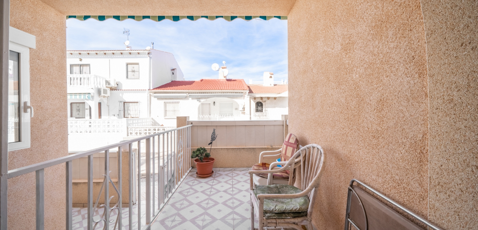 Resale - Reihenhaus - Urb. La Marina