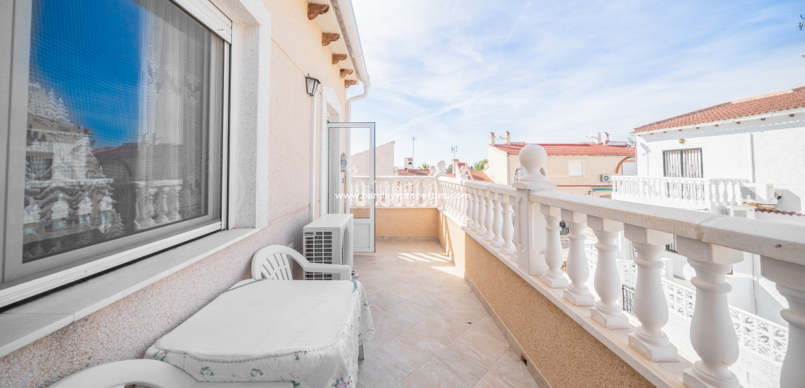 Resale - Reihenhaus - Urb. La Marina