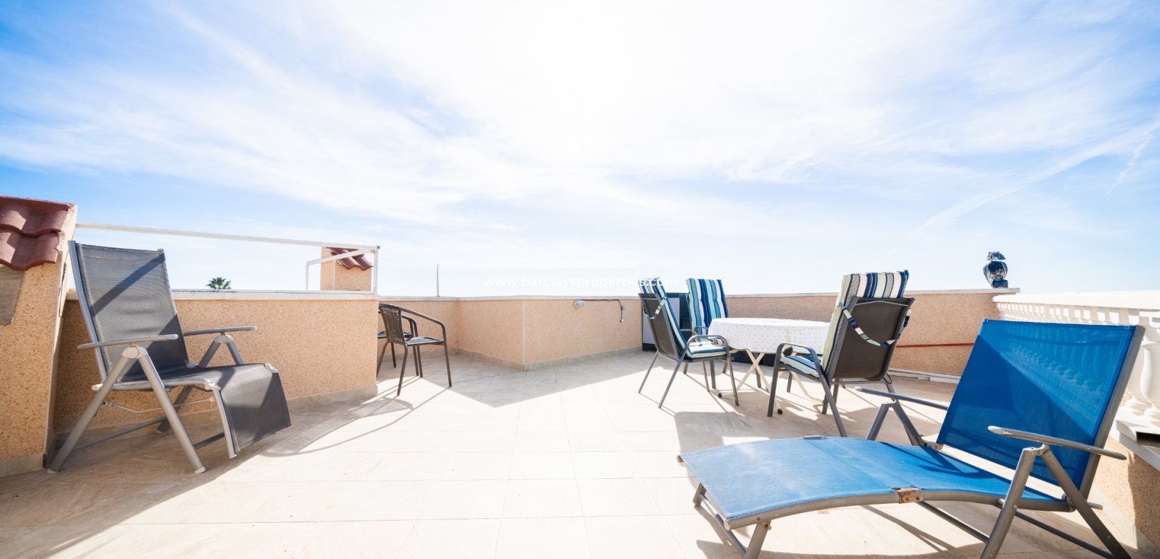 Resale - Reihenhaus - Urb. La Marina