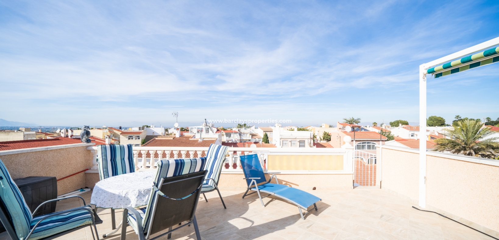 Resale - Reihenhaus - Urb. La Marina