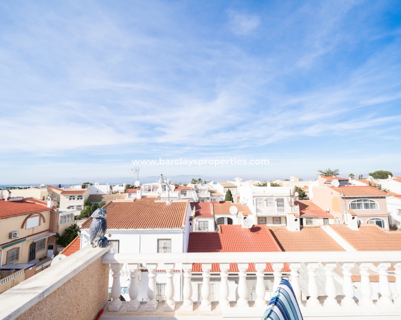 Resale - Reihenhaus - Urb. La Marina