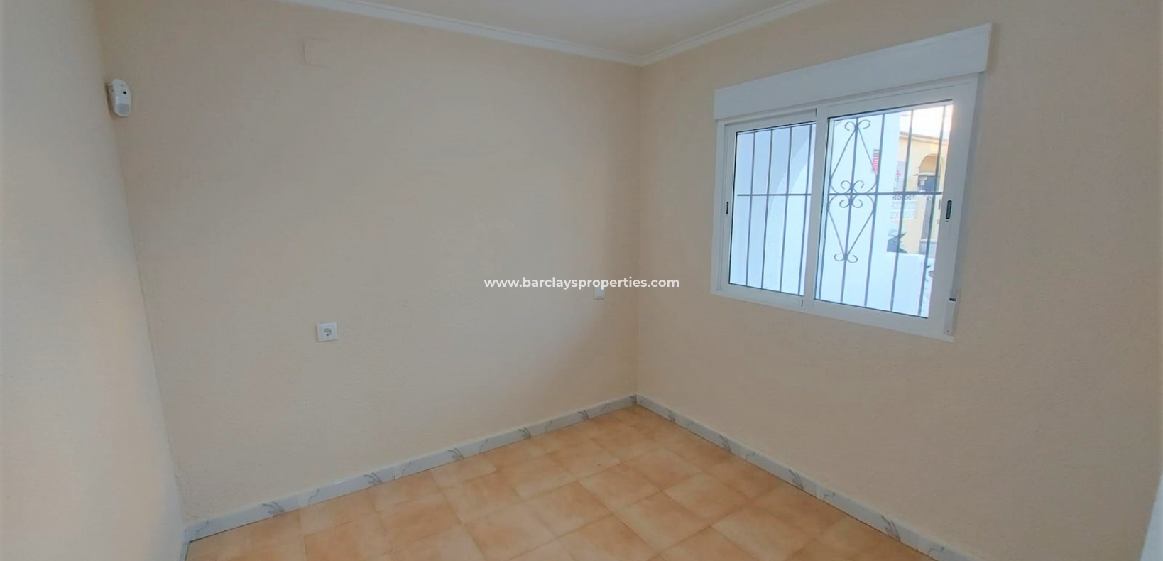 Resale - Reihenhaus - Urb. La Marina