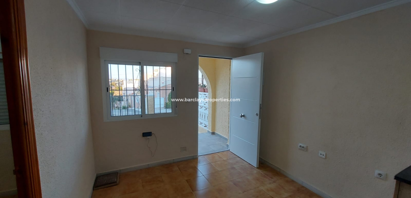 Resale - Reihenhaus - Urb. La Marina