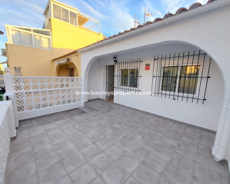 Resale - Reihenhaus - Urb. La Marina
