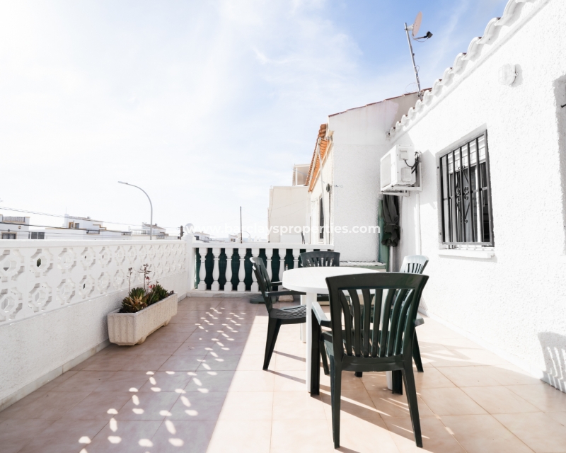 Resale - Reihenhaus - Urb. La Marina