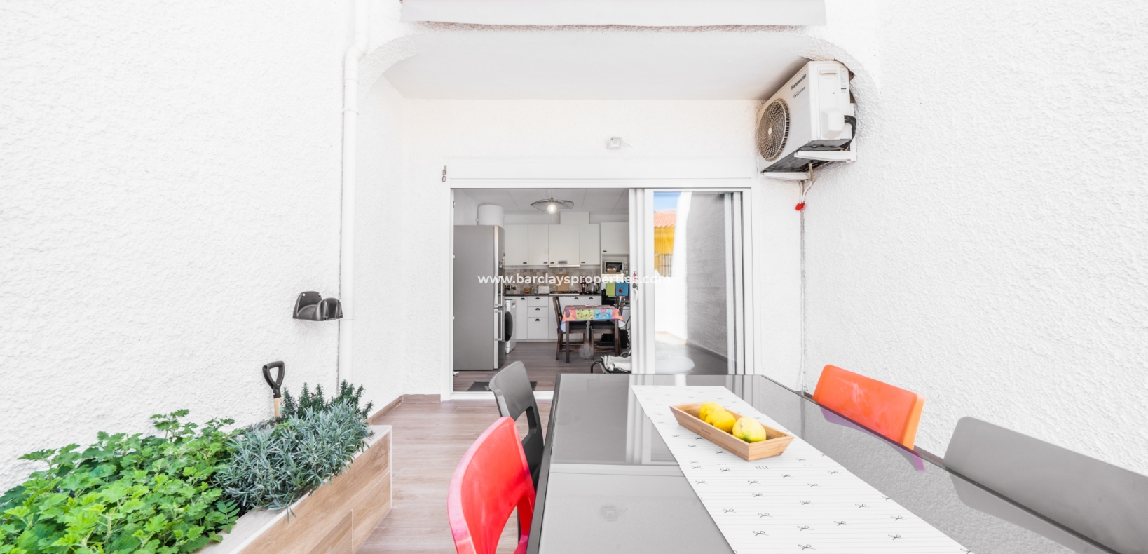 Resale - Reihenhaus - Urb. La Marina