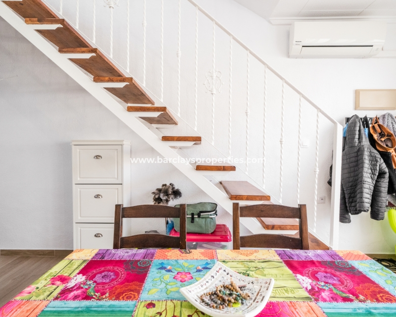 Resale - Reihenhaus - Urb. La Marina