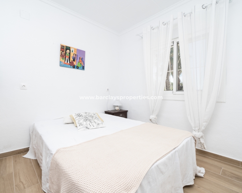 Resale - Reihenhaus - Urb. La Marina