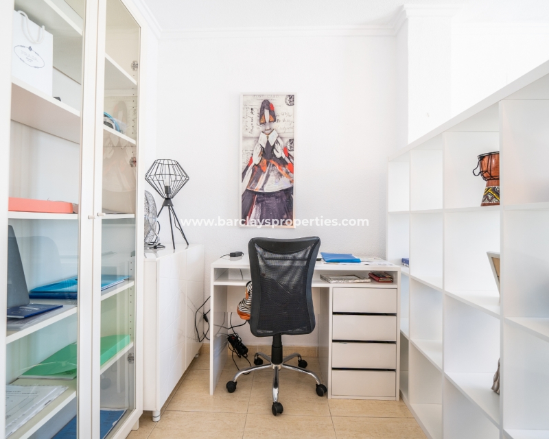 Resale - Reihenhaus - Urb. La Marina