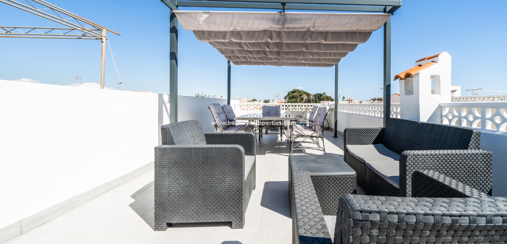 Resale - Reihenhaus - Urb. La Marina