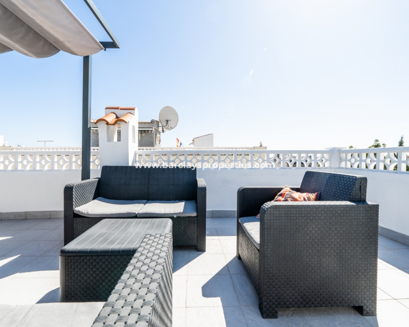 Resale - Reihenhaus - Urb. La Marina